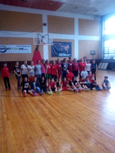 много баскетбол